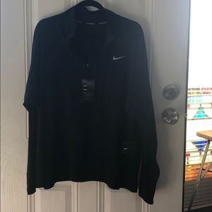 NWT Nike Dri-Fit Pull Over